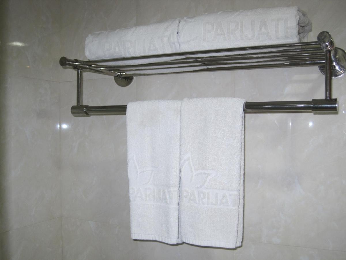 מלון העיר בנגלור Parijatha Gateway מראה חיצוני תמונה
